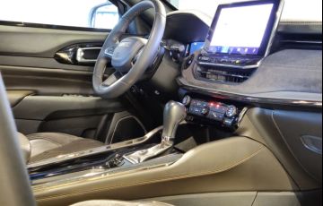 Jeep Commander 1.3 T270 Turbo Overland - Foto #10
