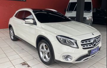 Mercedes-Benz Gla 200 1.6 Cgi Enduro 7g-dct - Foto #2