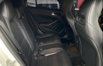 Mercedes-Benz Gla 200 1.6 Cgi Enduro 7g-dct - Foto #8