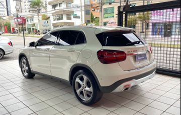 Mercedes-Benz Gla 200 1.6 Cgi Enduro 7g-dct - Foto #9