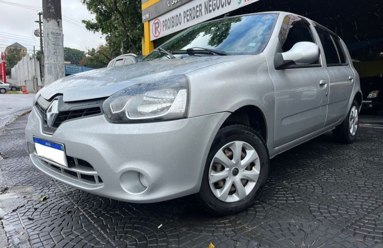 Renault Clio 1.0 Expression 16v - Foto #2