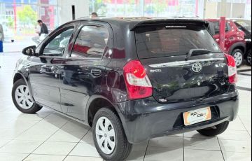 Toyota Etios 1.3 X 16v - Foto #6
