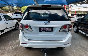 Toyota Hilux SW4 SR 2.7 4X2 (Aut) - Foto #6