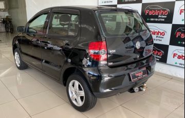 Volkswagen Fox 1.0 Mi 8v - Foto #3