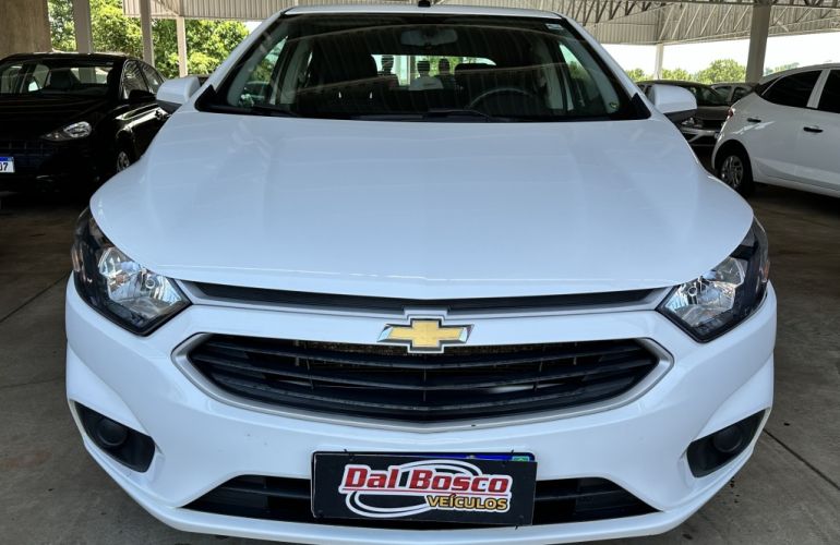 Chevrolet Onix 1.0 LT - Foto #2
