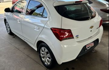 Chevrolet Onix 1.0 LT - Foto #5