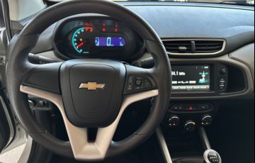Chevrolet Onix 1.0 LT - Foto #8