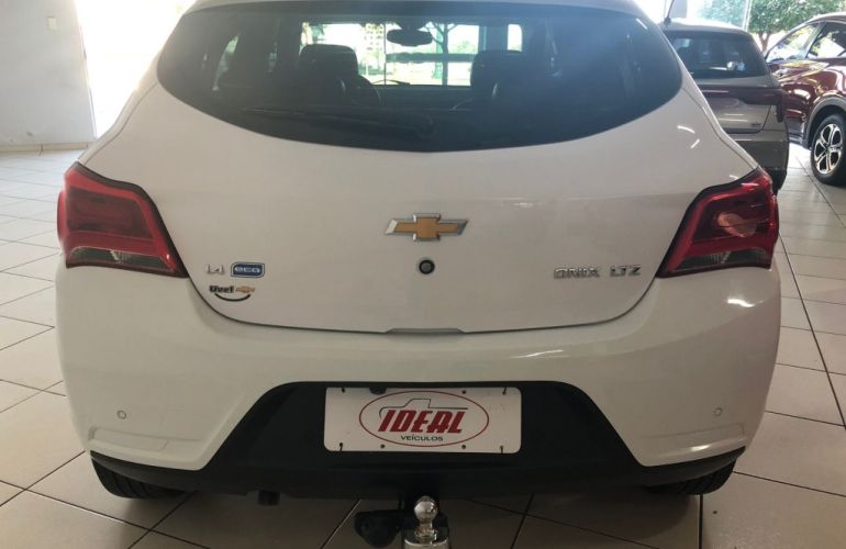 Chevrolet Onix 1.4 LTZ SPE/4 - Foto #4