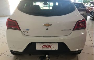 Chevrolet Onix 1.4 LTZ SPE/4 - Foto #4