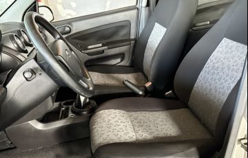 Ford Fiesta Sedan 1.0 - Foto #7