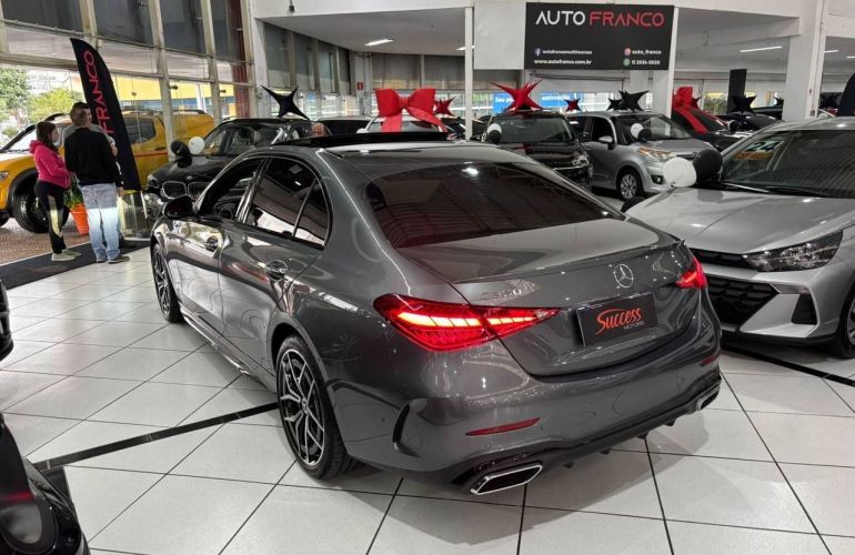 Mercedes-Benz C 300 2.0 Eq Boost Amg Line - Foto #4