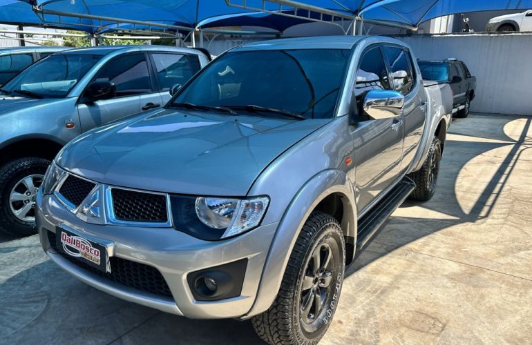Mitsubishi L 200 Triton HPE 4x4 3.2 (aut) (cab. dupla) - Foto #1