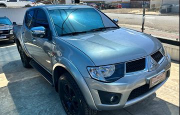 Mitsubishi L 200 Triton HPE 4x4 3.2 (aut) (cab. dupla) - Foto #3