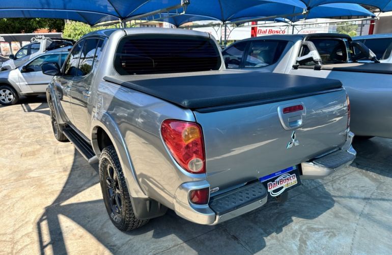 Mitsubishi L 200 Triton HPE 4x4 3.2 (aut) (cab. dupla) - Foto #8