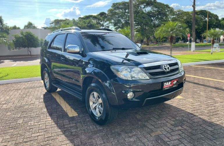 Toyota Hilux SW4 SRV 3.0 TDI 4X4 (5 Lugares) - Foto #4