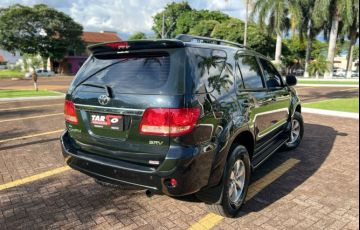 Toyota Hilux SW4 SRV 3.0 TDI 4X4 (5 Lugares) - Foto #6
