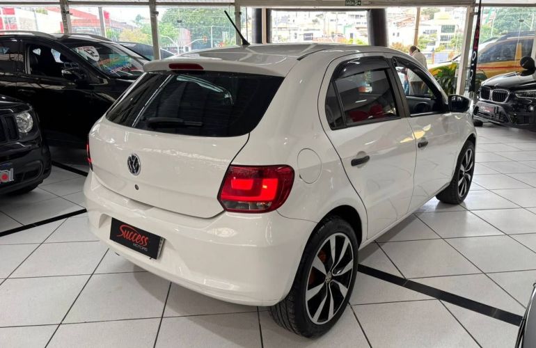Volkswagen Gol 1.0 Mi City 8v - Foto #2