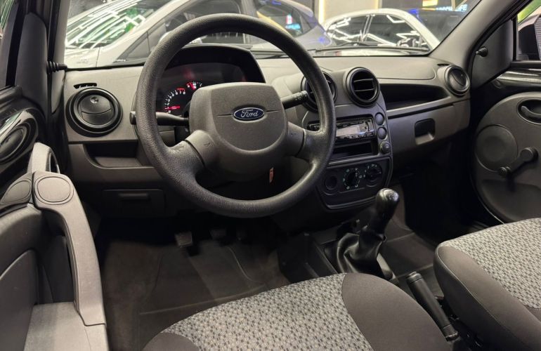Ford Ka 1.0 MPi 8v - Foto #7