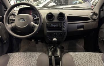 Ford Ka 1.0 MPi 8v - Foto #8
