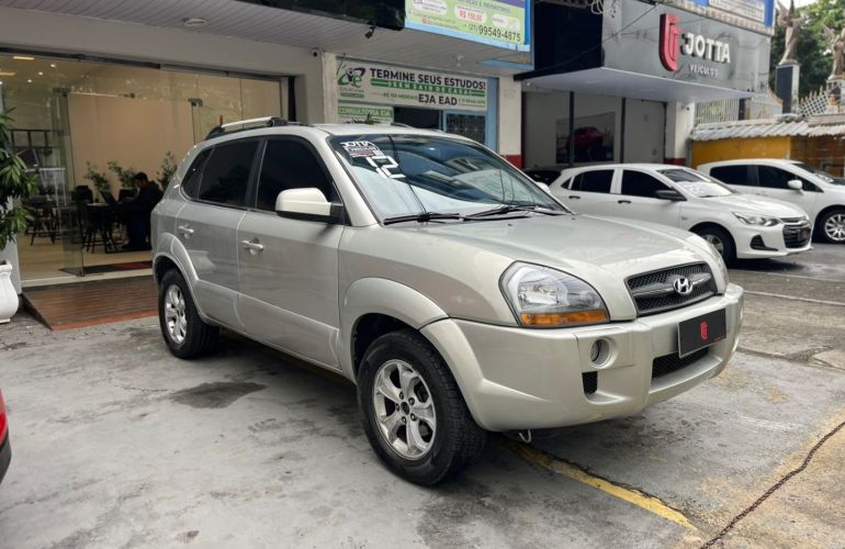 Hyundai Tucson 2.0 MPFi GLS 16V 143cv 2WD Gasolina 4p Automático - Foto #3