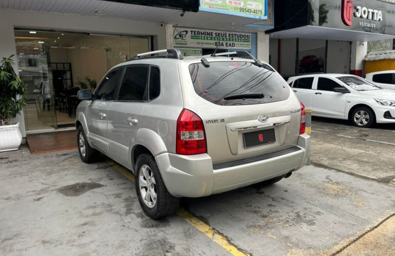 Hyundai Tucson 2.0 MPFi GLS 16V 143cv 2WD Gasolina 4p Automático - Foto #6