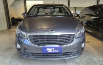 Kia Carnival 3.3 EX V6 24v - Foto #2