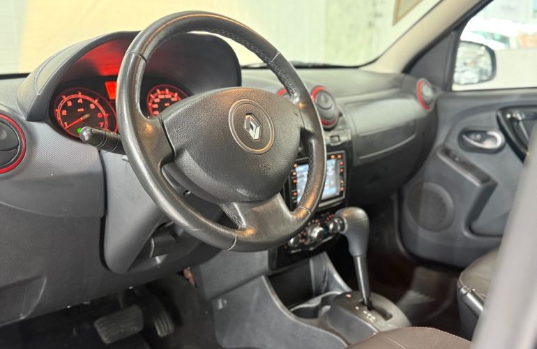 Renault Sandero 1.6 Stepway 16v - Foto #3