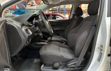 Chevrolet Onix 1.4 MPFi LTZ 8v - Foto #7