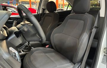 Chevrolet Onix 1.4 MPFi LTZ 8v - Foto #8
