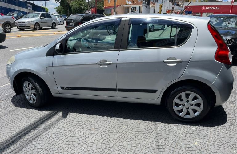 Fiat Palio 1.4 MPi Attractive 8v - Foto #4