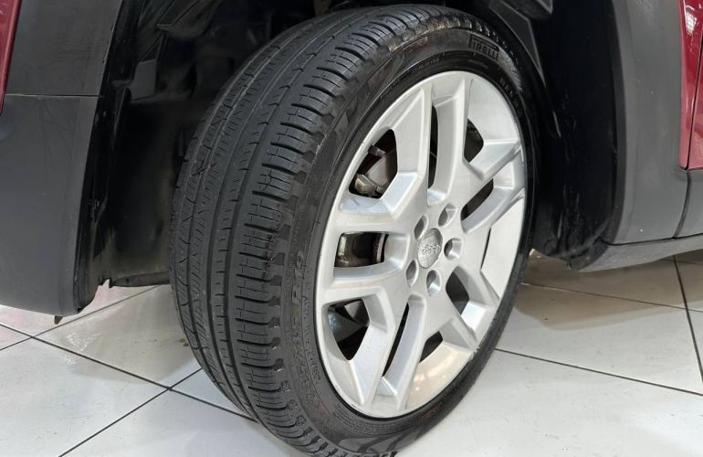 Jeep Renegade 1.8 16V Limited - Foto #5
