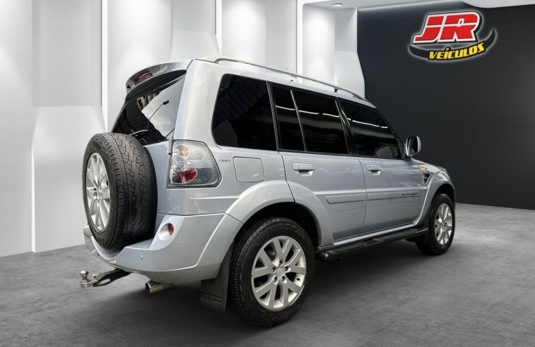 Mitsubishi Pajero Tr4 2.0 4x4 16v - Foto #3