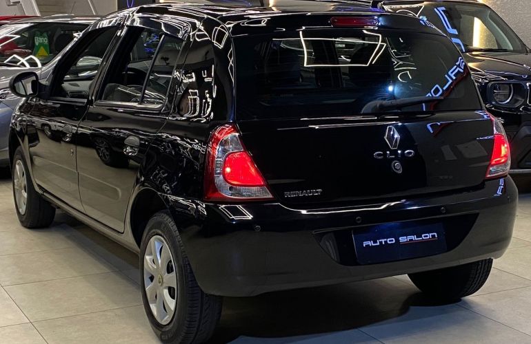 Renault Clio 1.0 Expression 16v - Foto #6