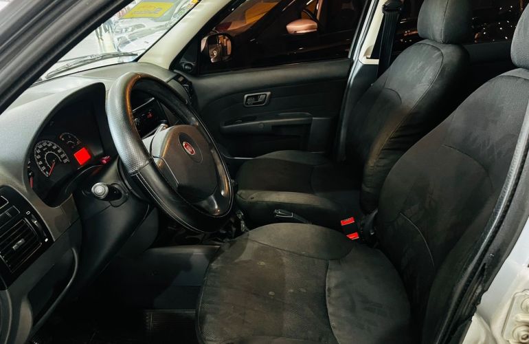 Fiat Siena 1.0 MPi El Celebration 8v - Foto #9