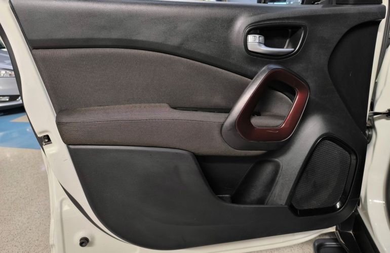 Fiat Toro 1.8 16V Evo Freedom - Foto #10
