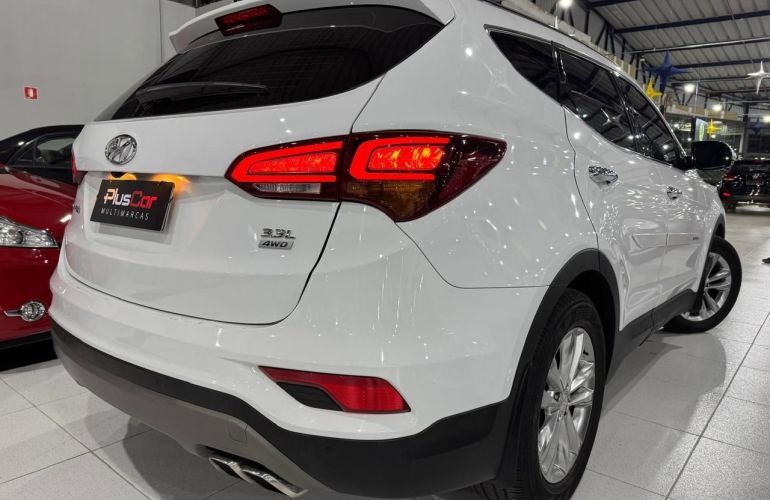 Hyundai Santa Fe 3.3 MPFi 4x4 7 Lugares V6 270cv - Foto #4