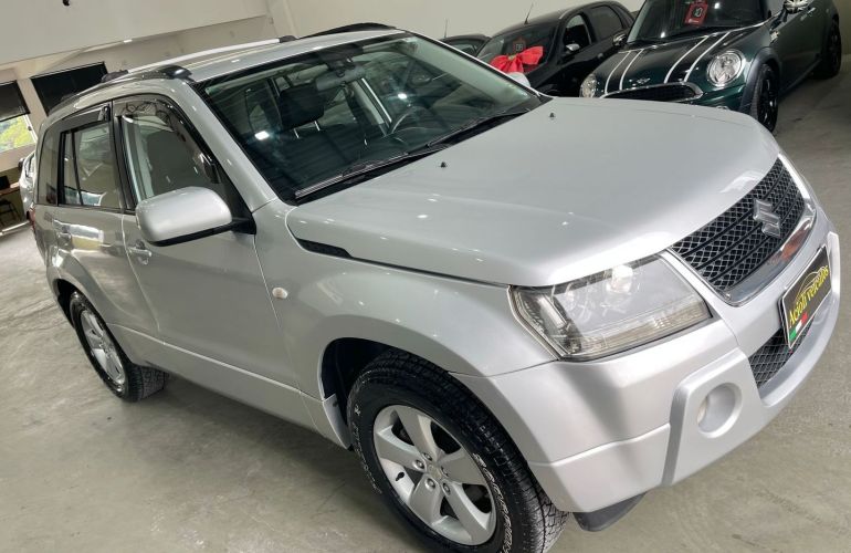 Suzuki Grand Vitara 2.0 4x2 16V Gasolina 4p Manual - Foto #3