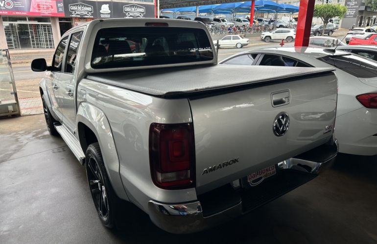 Volkswagen Amarok 2.0 CD 4x4 TDi Highline (Aut) - Foto #6