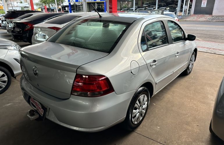 Volkswagen Voyage 1.0 MPI City (Flex) - Foto #4