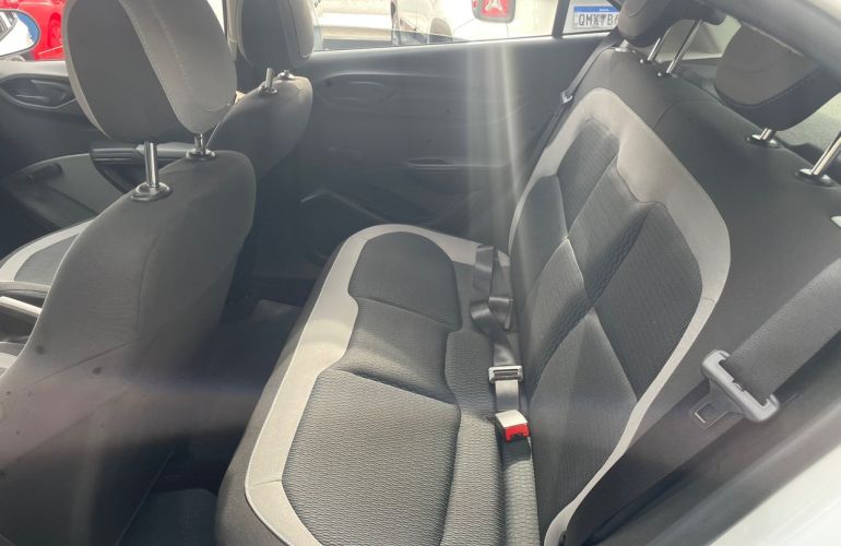 Chevrolet Onix 1.0 MPFi LS 8v - Foto #6