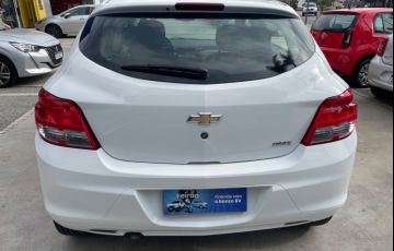 Chevrolet Onix 1.0 MPFi LS 8v - Foto #9
