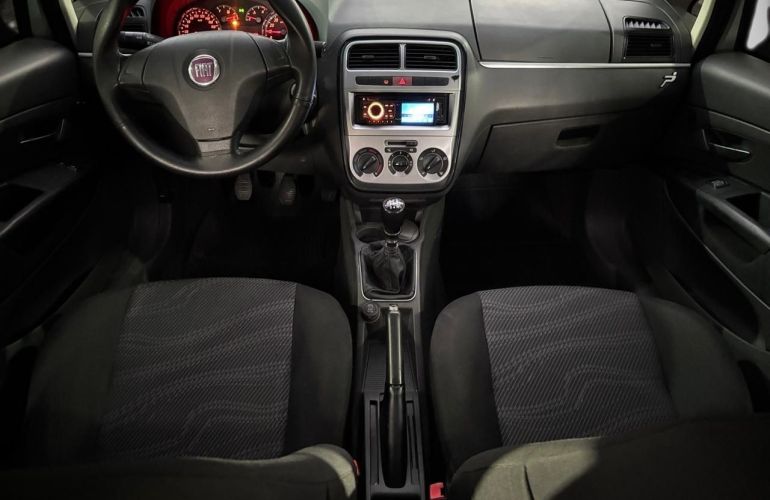 Fiat Punto 1.4 Elx 8v - Foto #7