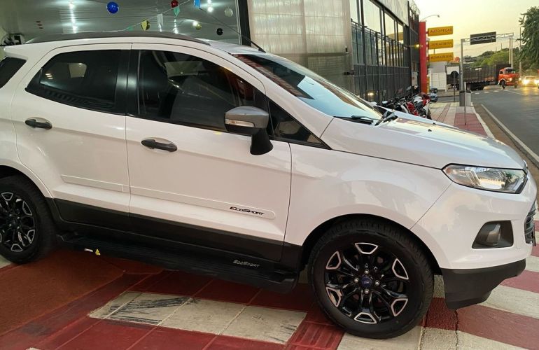Ford Ecosport 1.6 Freestyle 16v - Foto #3