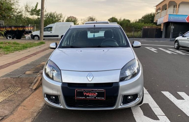 Renault Sandero 1.6 Expression 8v - Foto #3