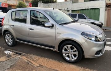 Renault Sandero 1.6 Expression 8v - Foto #6