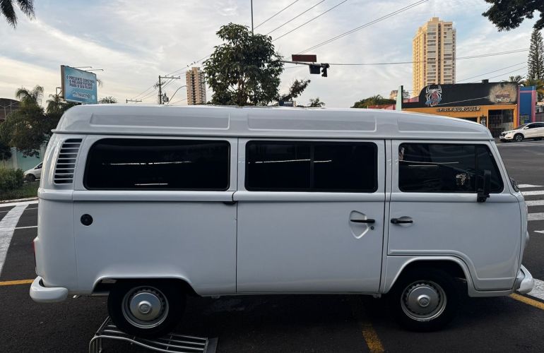 Volkswagen Kombi 1.4 Mi Std Escolar 8v - Foto #4