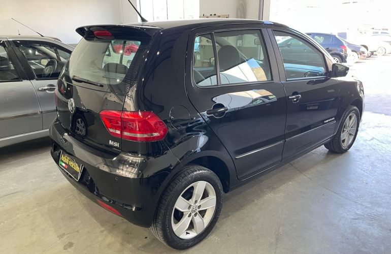 Volkswagen Fox 1.6 Mi 8V Flex 4p Manual - Foto #2