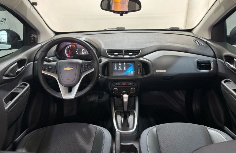 Chevrolet Onix 1.4 Activ SPE/4 (Aut) - Foto #3