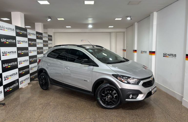 Chevrolet Onix 1.4 Activ SPE/4 (Aut) - Foto #5