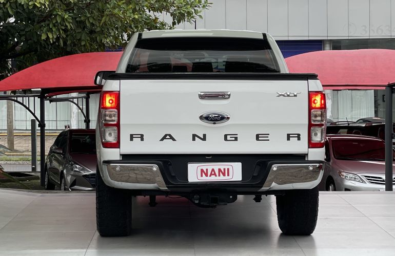 Ford Ranger 3.2 TD XLT CD 4x4 (Aut) - Foto #6